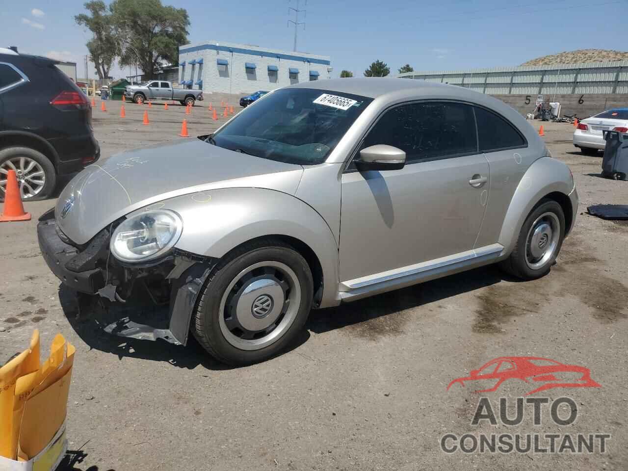 VOLKSWAGEN BEETLE 2012 - 3VWJP7AT2CM643594