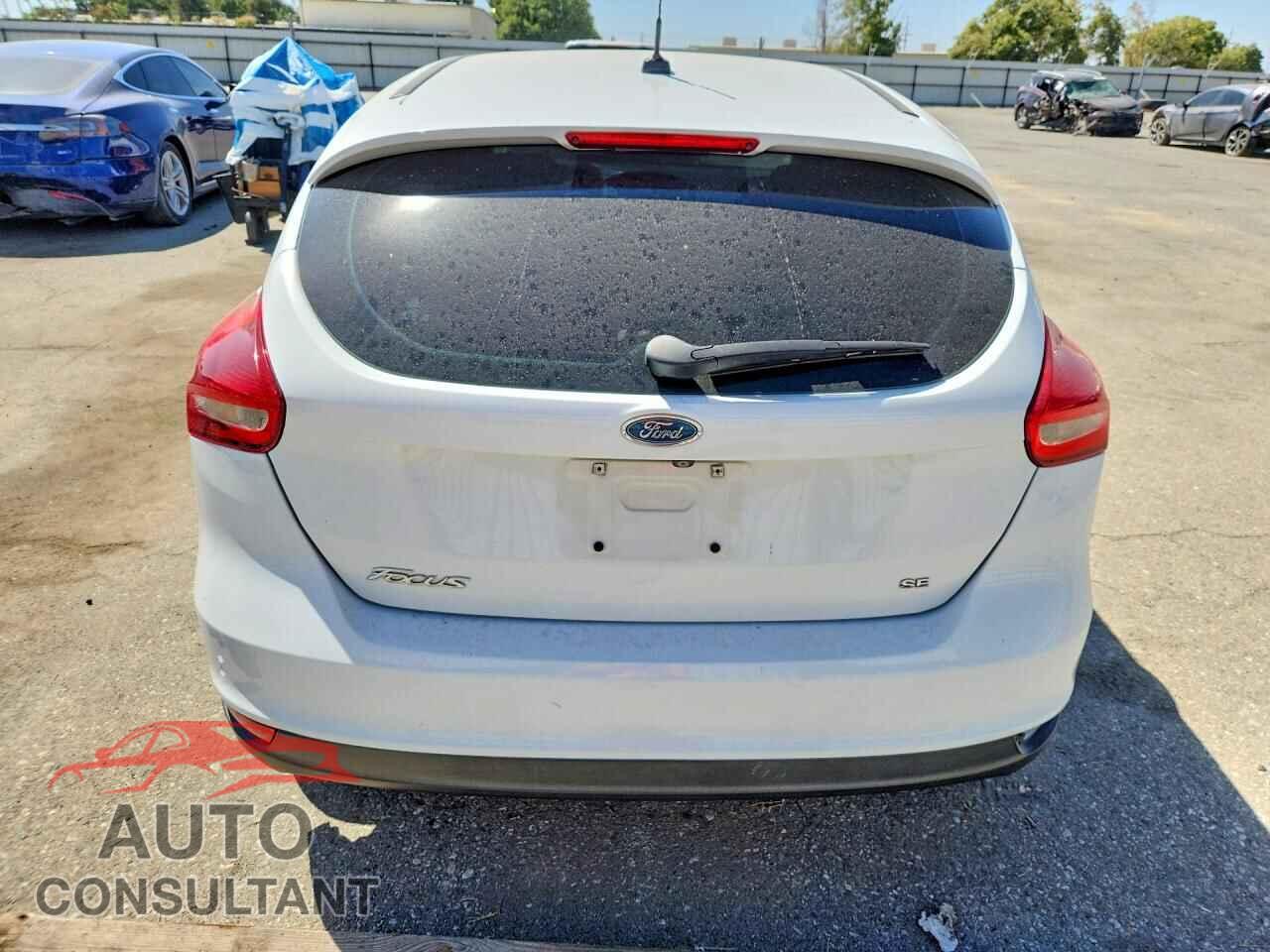 FORD FOCUS 2017 - 1FADP3K2XHL246955