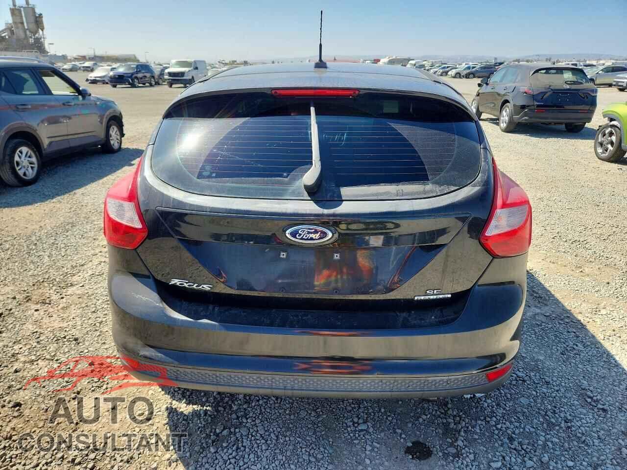 FORD FOCUS 2014 - 1FADP3K29EL324959