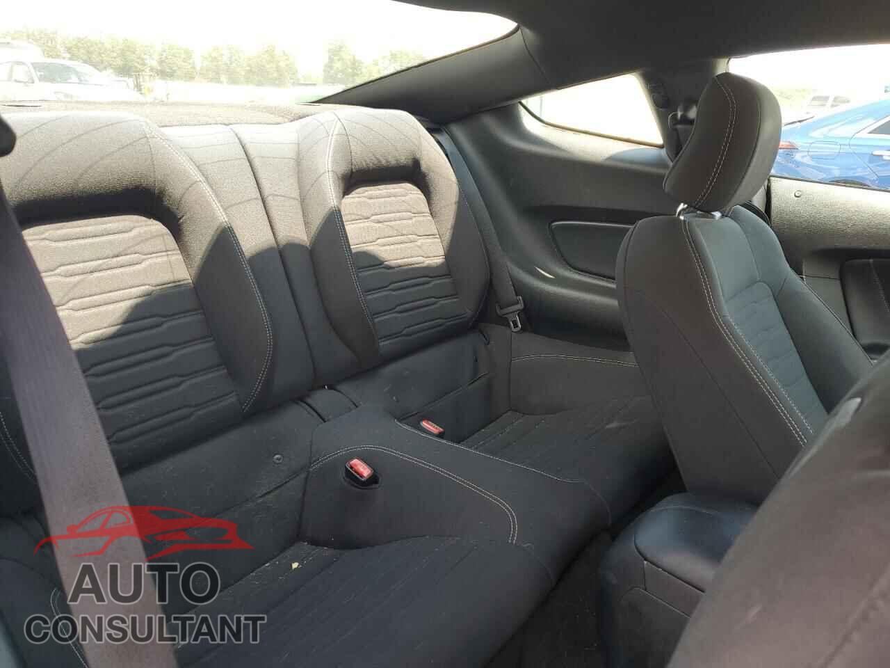 FORD MUSTANG 2017 - 1FA6P8CF9H5328347