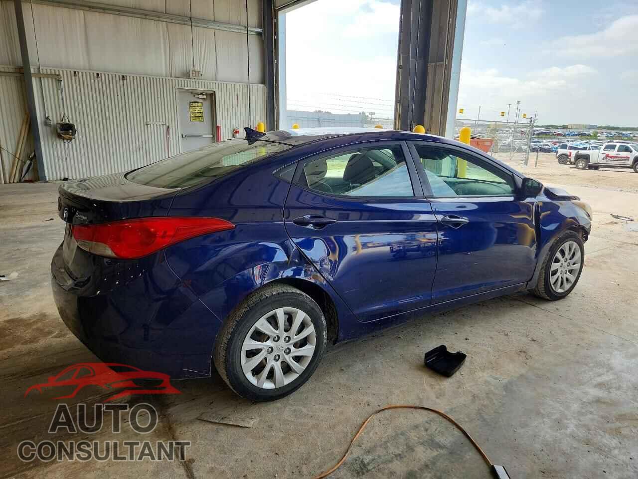HYUNDAI ELANTRA 2012 - 5NPDH4AE0CH089782