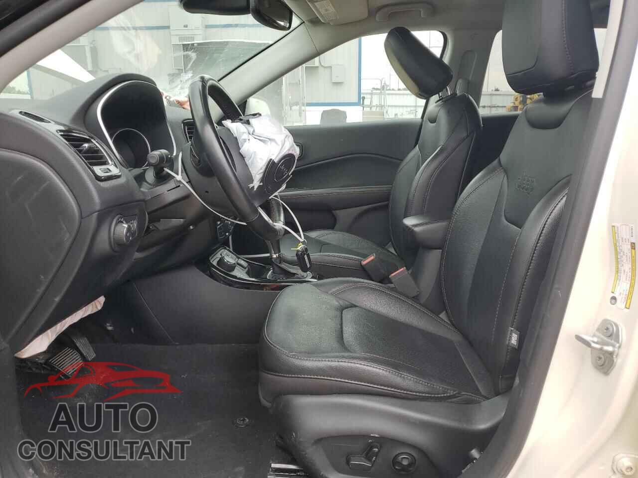 JEEP COMPASS 2021 - 3C4NJDCB2MT557041