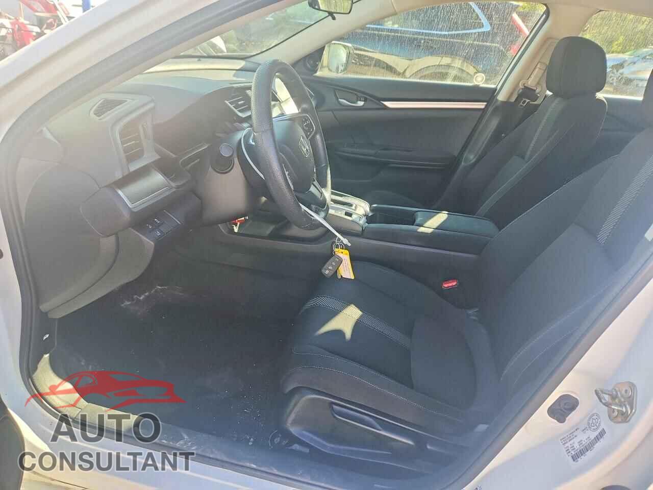 HONDA CIVIC 2017 - 2HGFC2F68HH013791