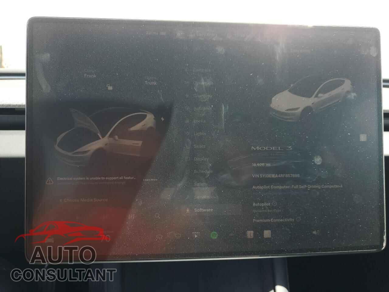 TESLA MODEL 3 2024 - 5YJ3E1EA4RF857698