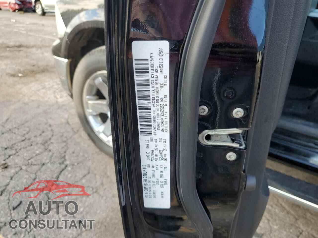 DODGE RAM 1500 2012 - 1C6RD7NT9CS255155