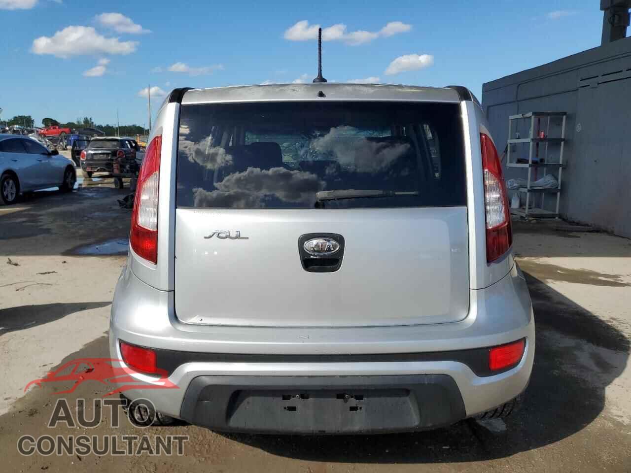 KIA SOUL 2012 - KNDJT2A52C7446583