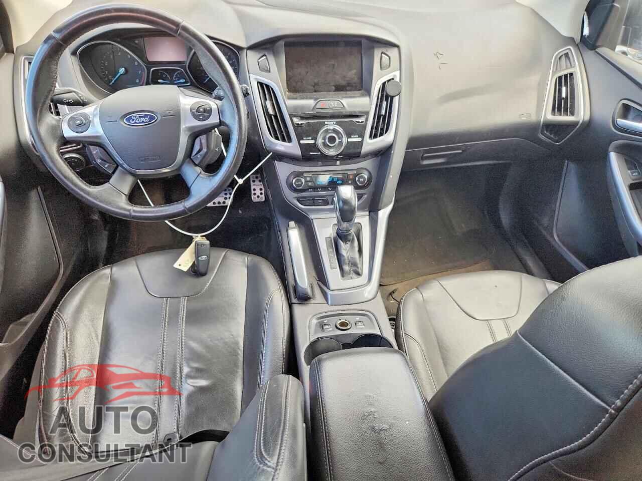 FORD FOCUS 2013 - 1FADP3N25DL127877