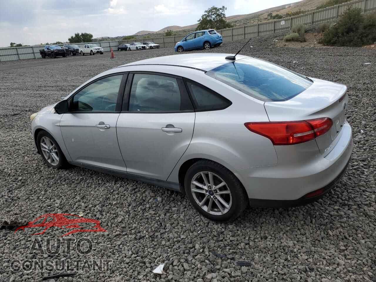 FORD FOCUS 2015 - 1FADP3F28FL244743