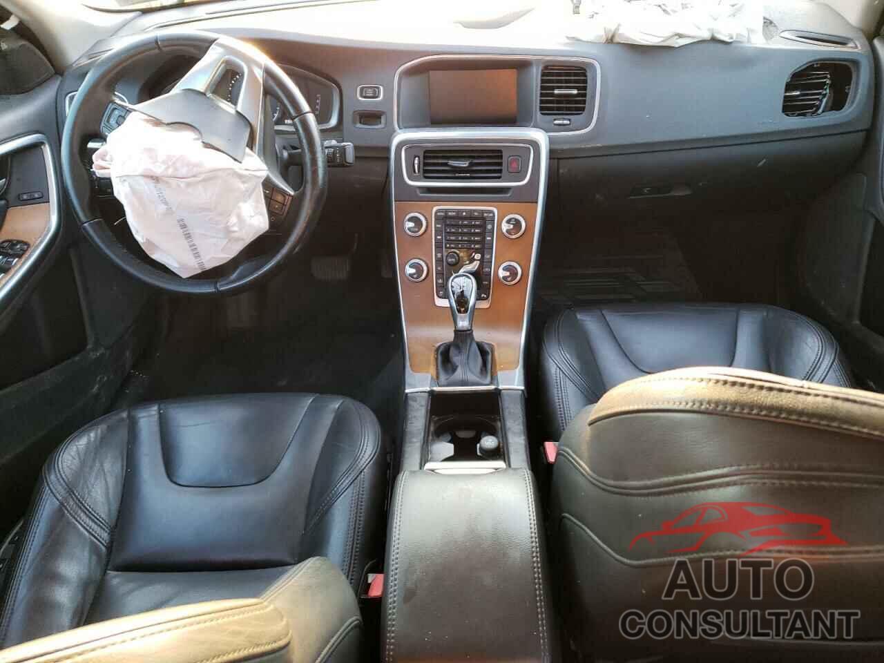 VOLVO S60 2017 - LYV402TM6HB141844
