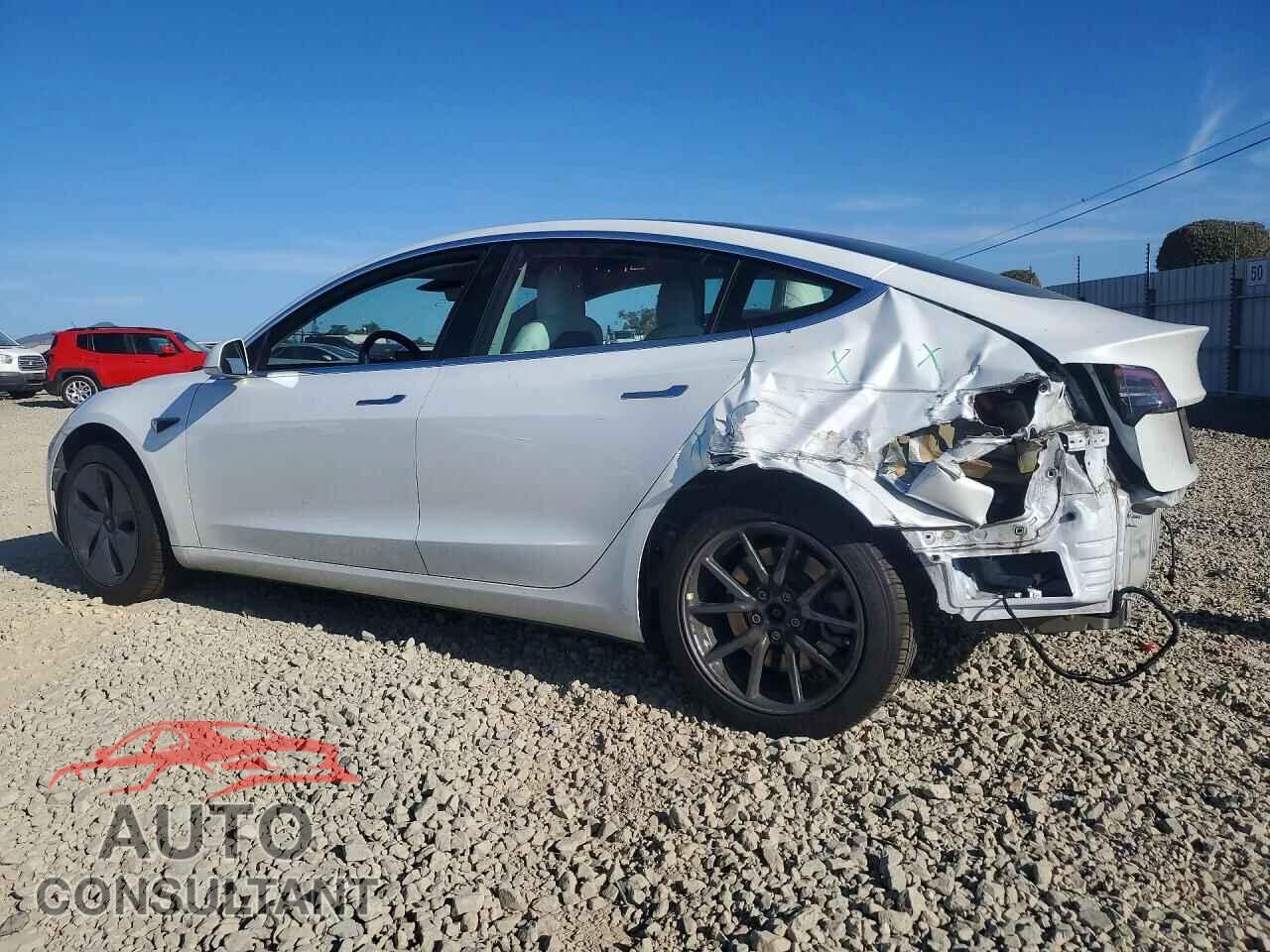 TESLA MODEL 3 2020 - 5YJ3E1EA2LF615256