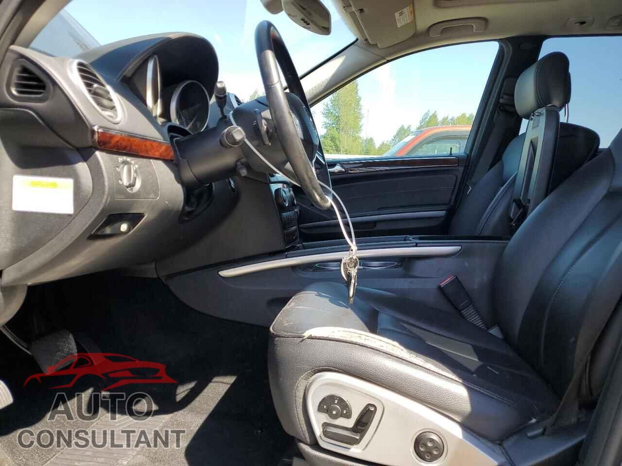 MERCEDES-BENZ GL-CLASS 2012 - 4JGBF2FE8CA770303