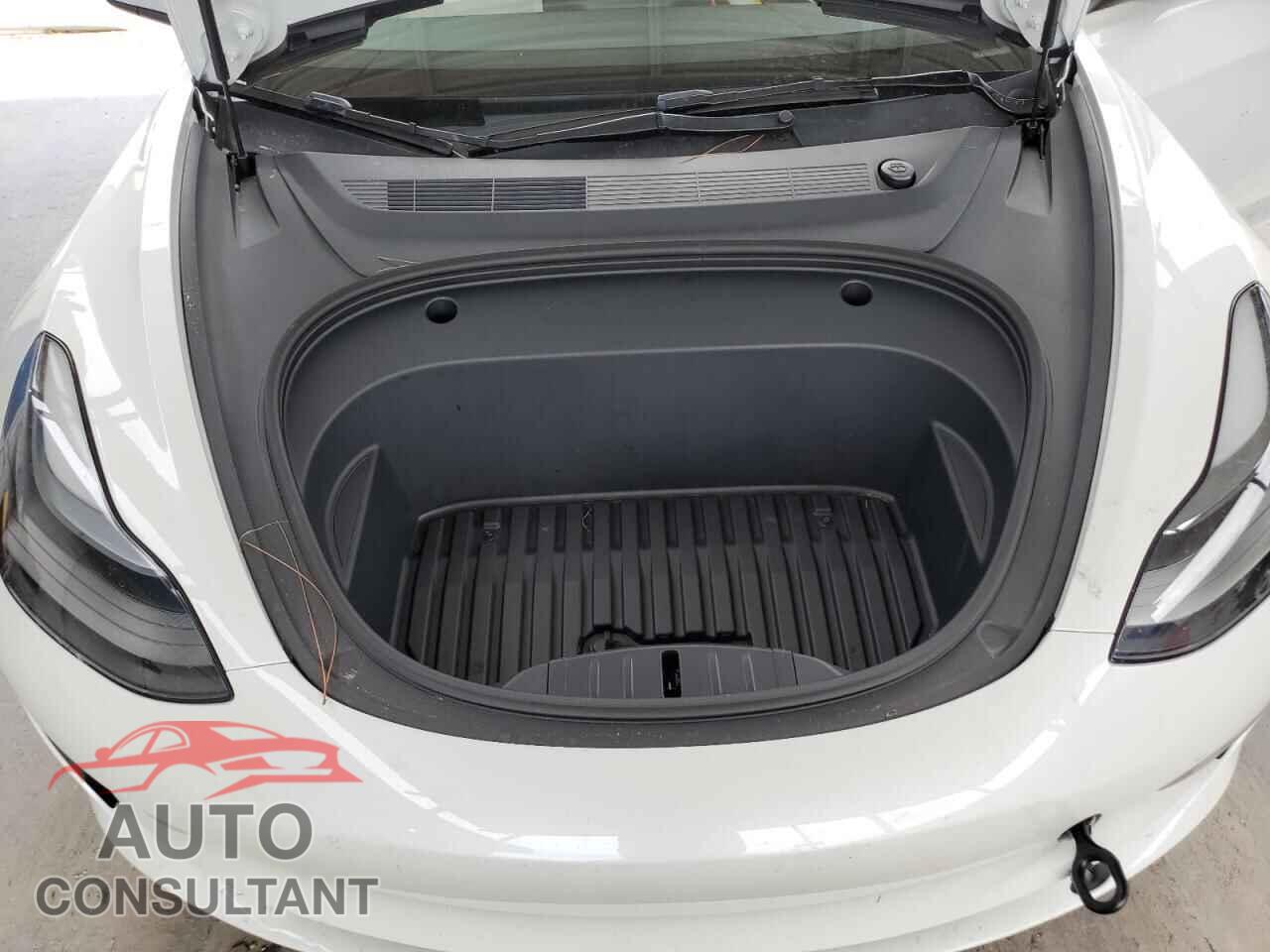 TESLA MODEL 3 2023 - 5YJ3E1EB3PF663301