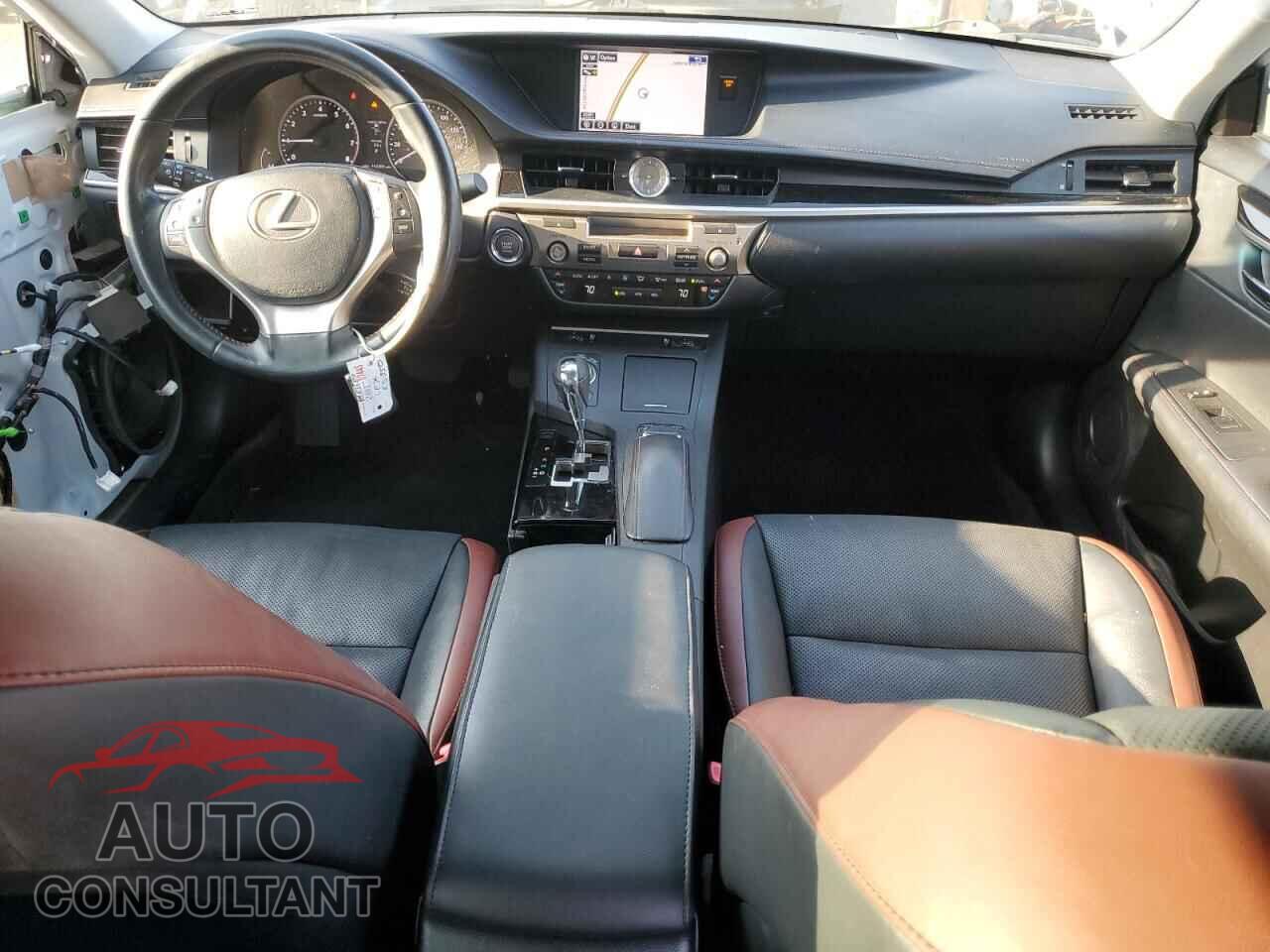 LEXUS ES350 2015 - JTHBK1GG3F2177567