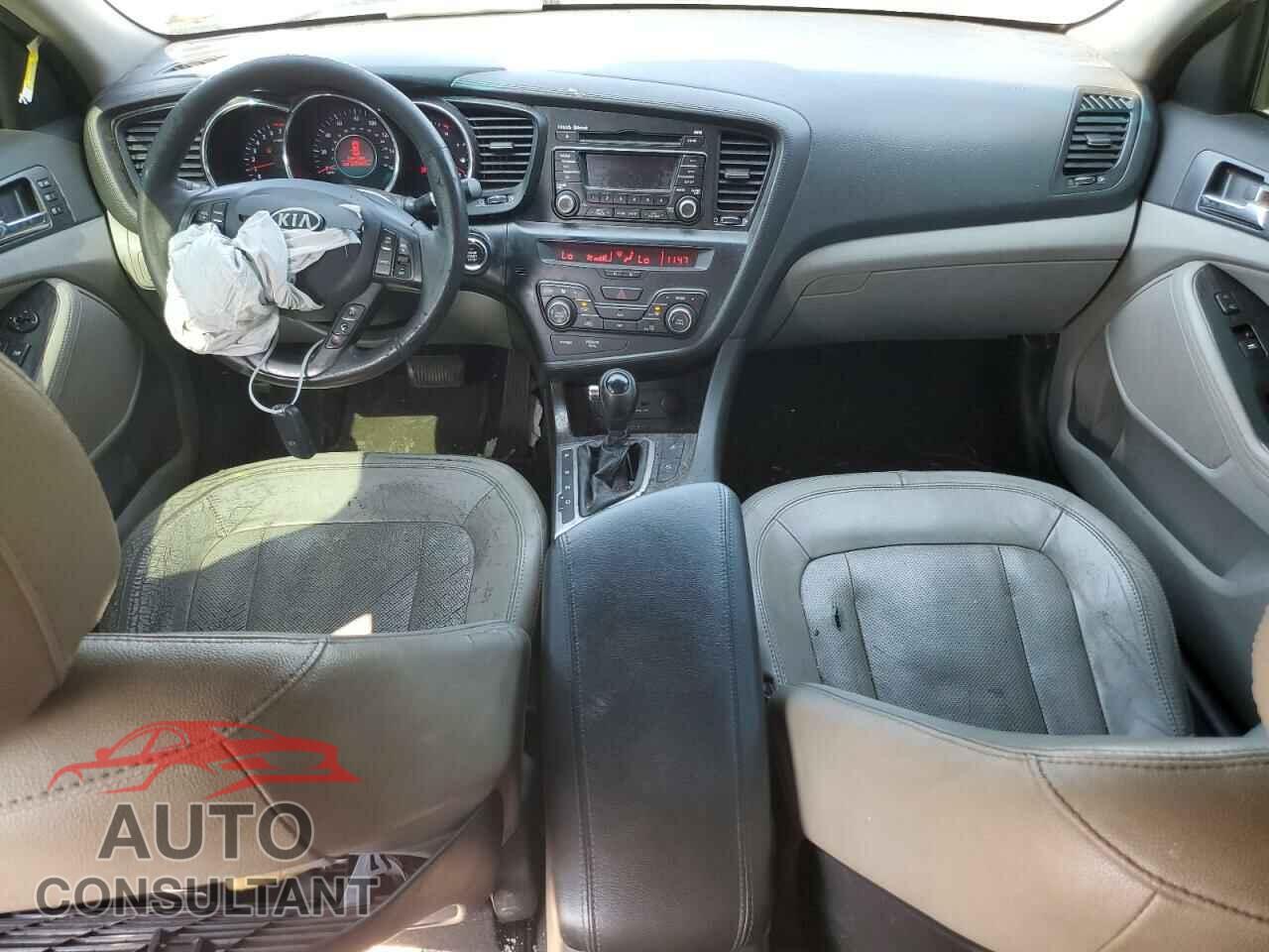 KIA OPTIMA 2011 - KNAGN4A73B5113236