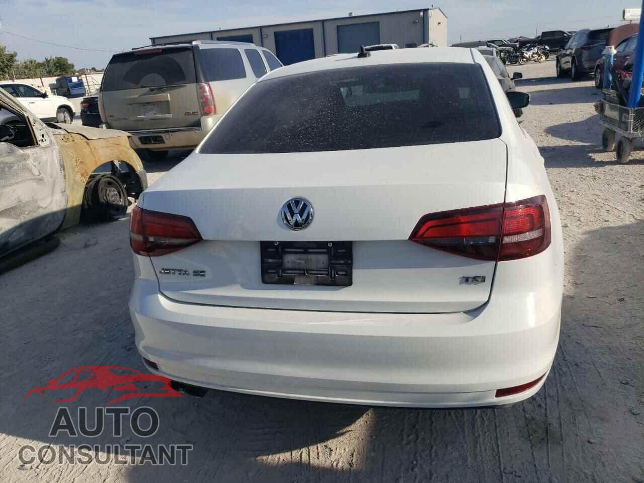 VOLKSWAGEN JETTA 2017 - 3VWDB7AJ5HM271315