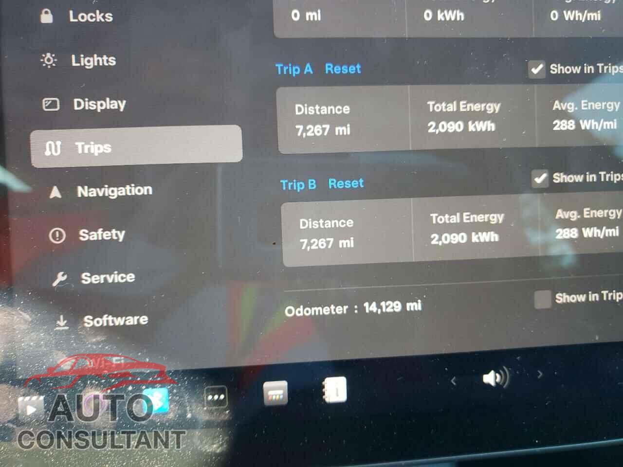 TESLA MODEL 3 2023 - 5YJ3E1EA4PF570231