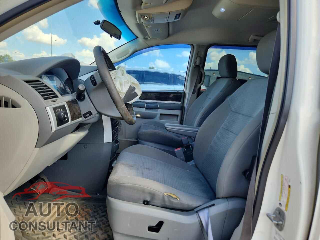 DODGE CARAVAN 2010 - 2D4RN5D15AR219619