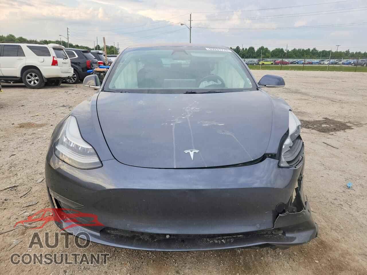 TESLA MODEL 3 2018 - 5YJ3E1EB5JF186944