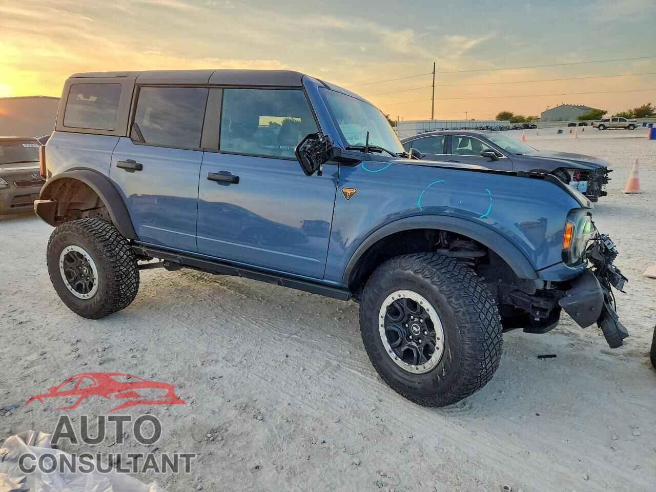 FORD BRONCO 2023 - 1FMEE5DP2PLB32998