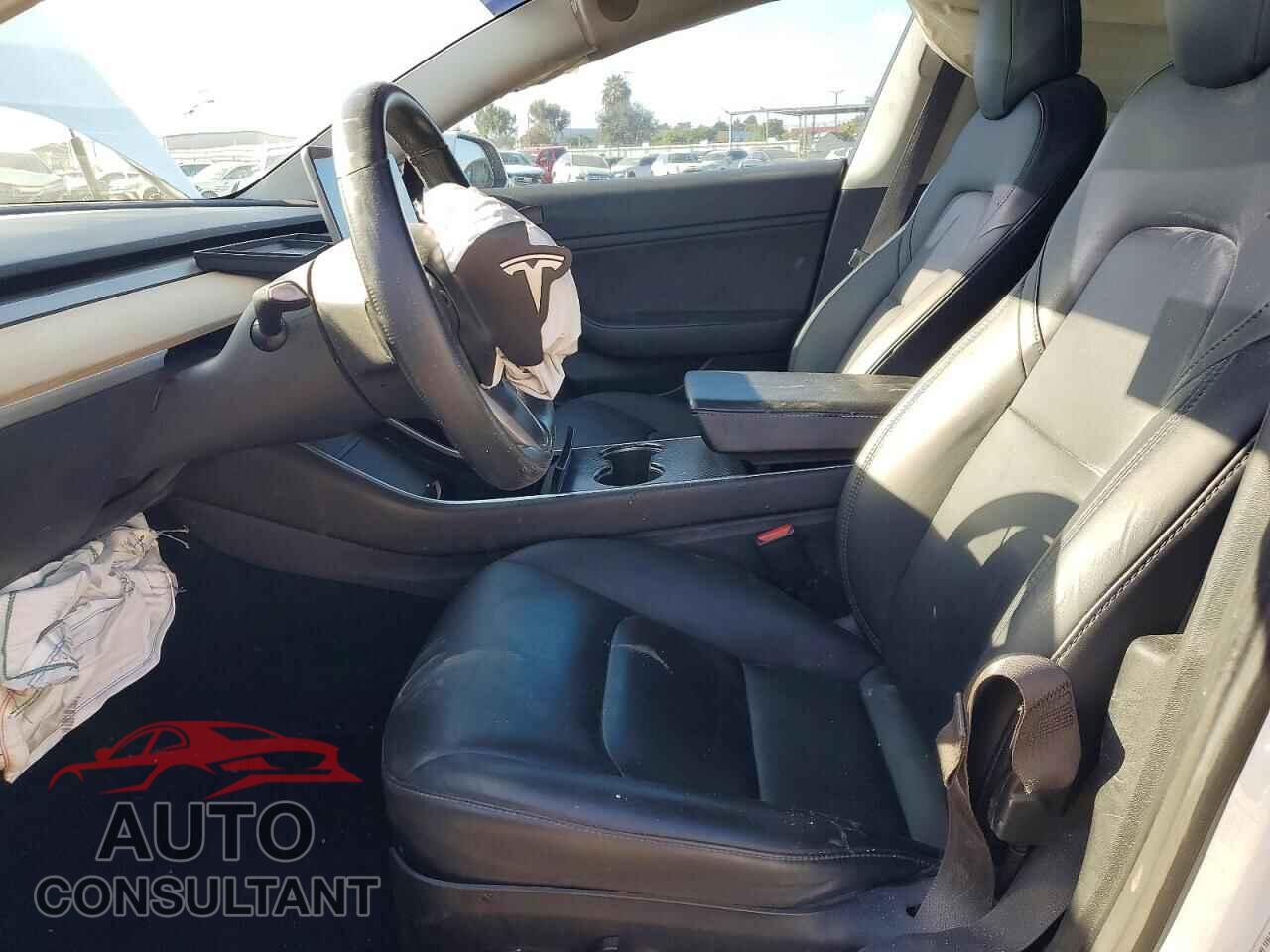 TESLA MODEL 3 2018 - 5YJ3E1EA0JF051166