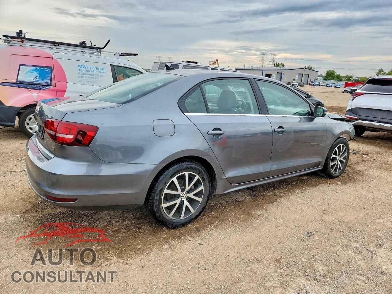VOLKSWAGEN JETTA 2017 - 3VWDB7AJ8HM388743