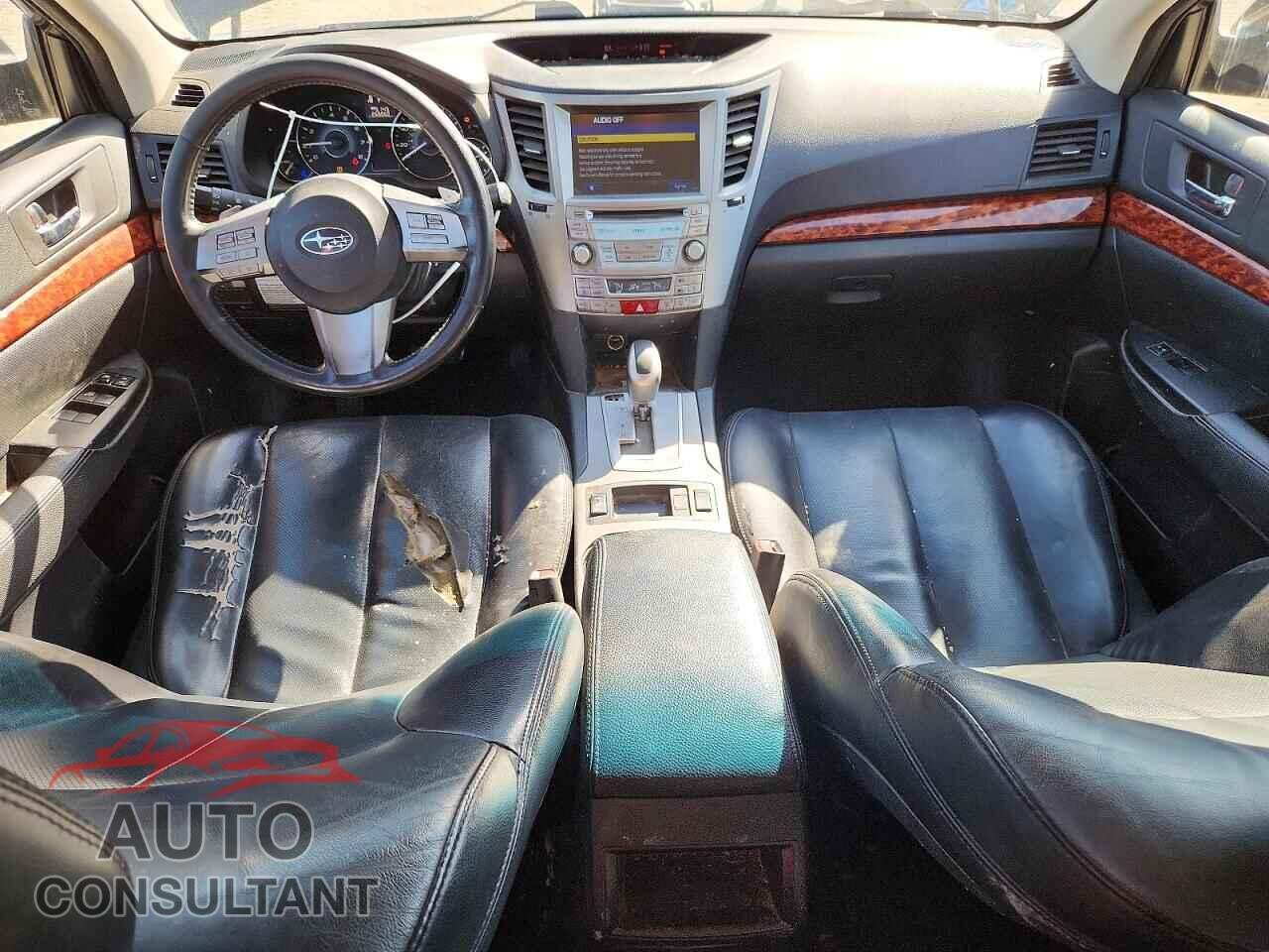 SUBARU OUTBACK 2010 - 4S4BRELC5A2352929