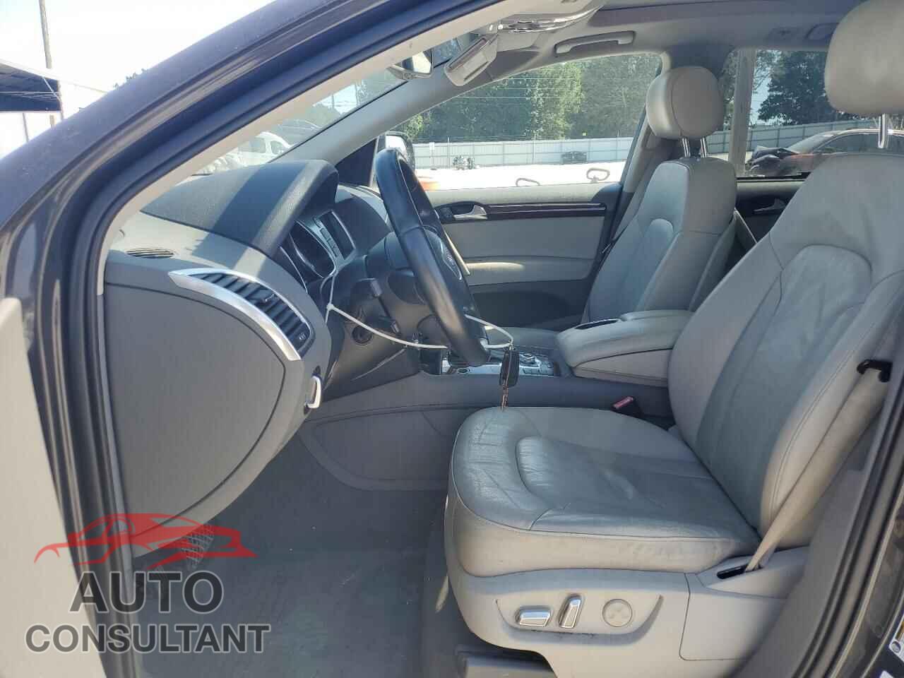AUDI Q7 2012 - WA1LMAFE7CD008789