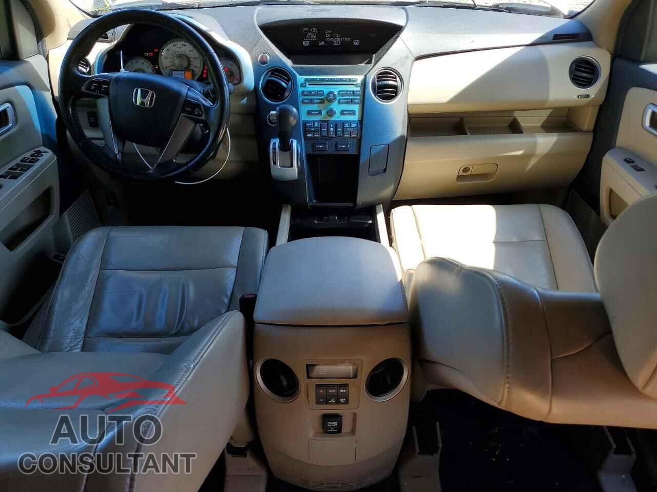 HONDA PILOT 2011 - 5FNYF4H54BB079444