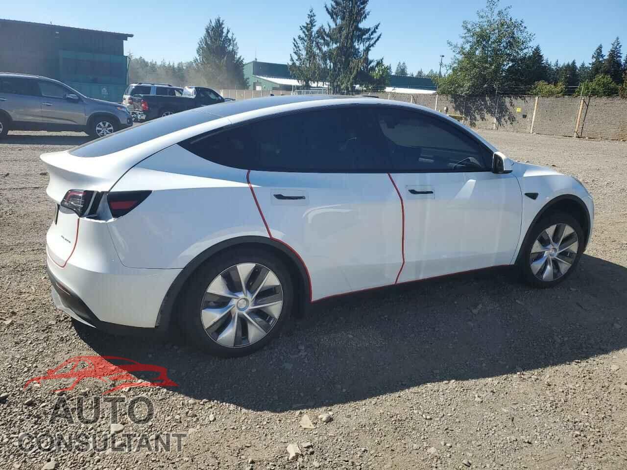 TESLA MODEL Y 2024 - 7SAYGDEE5RF047147