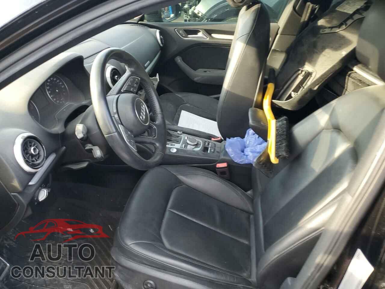 AUDI A3 2019 - WAUBEGFF5K1018194