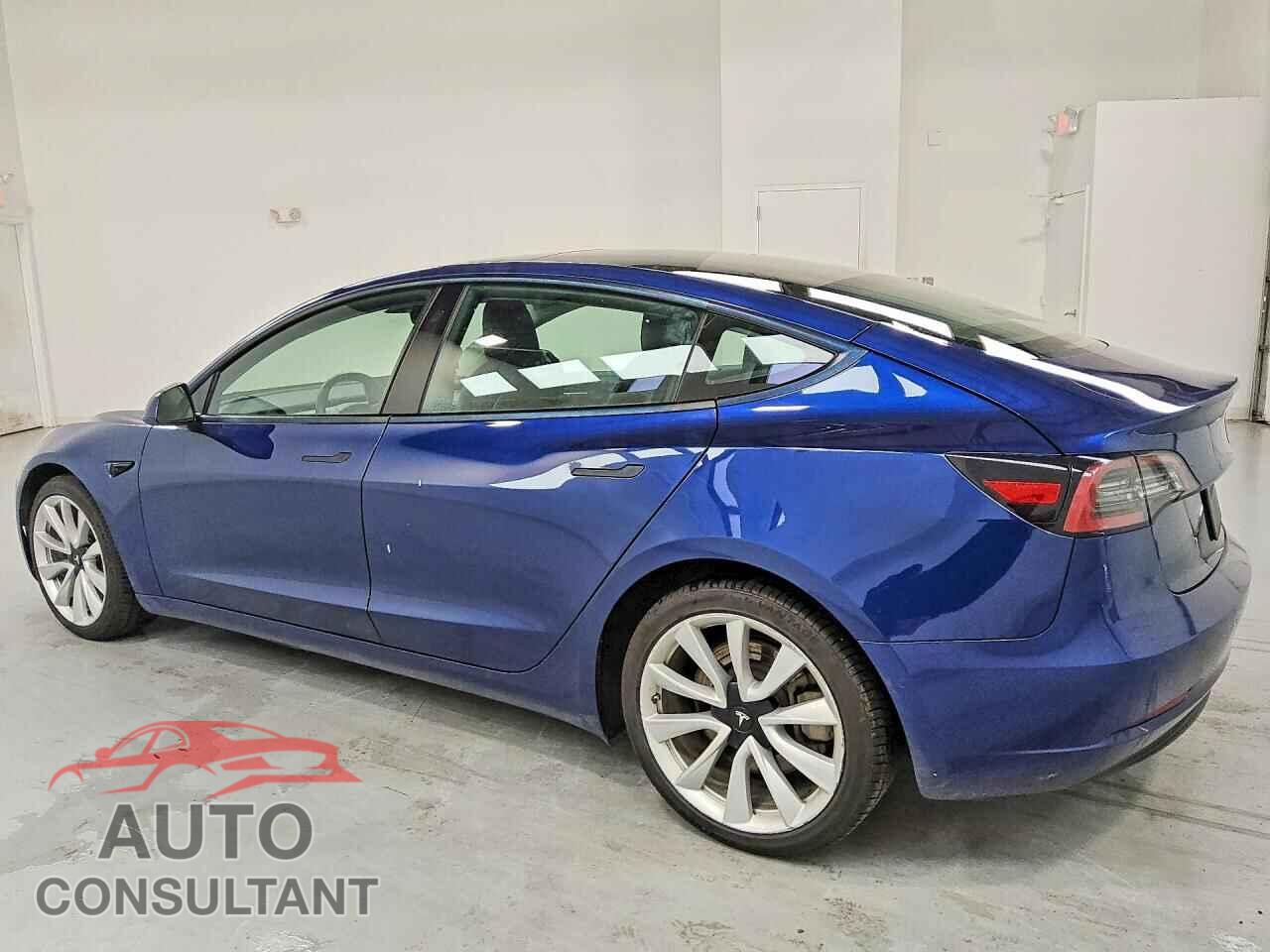 TESLA MODEL 3 2022 - 5YJ3E1EA6NF189669