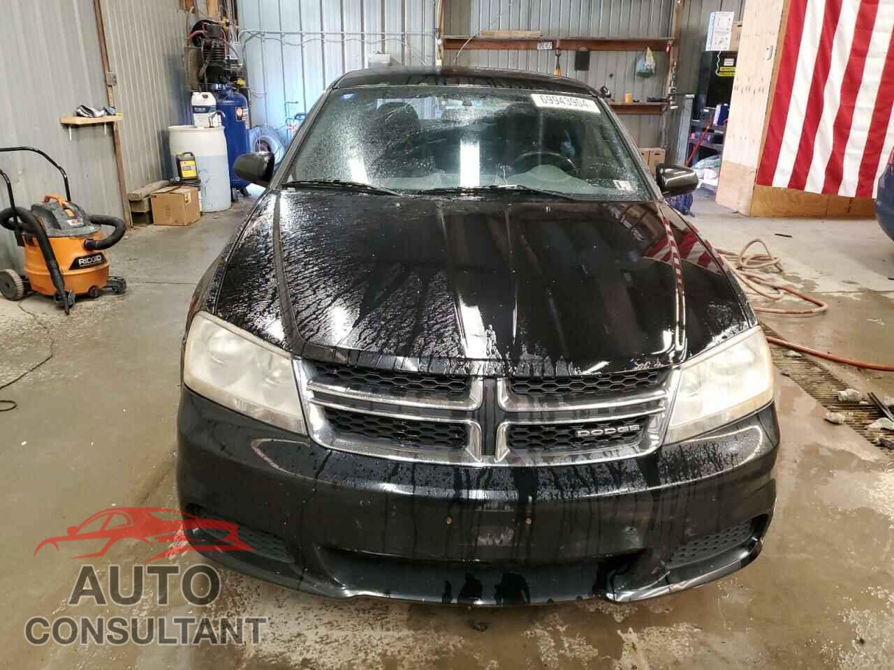 DODGE AVENGER 2011 - 1B3BD1FB5BN572927
