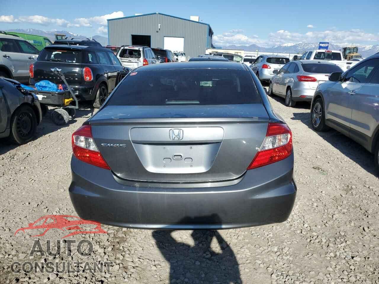 HONDA CIVIC 2012 - 2HGFB2F88CH587868