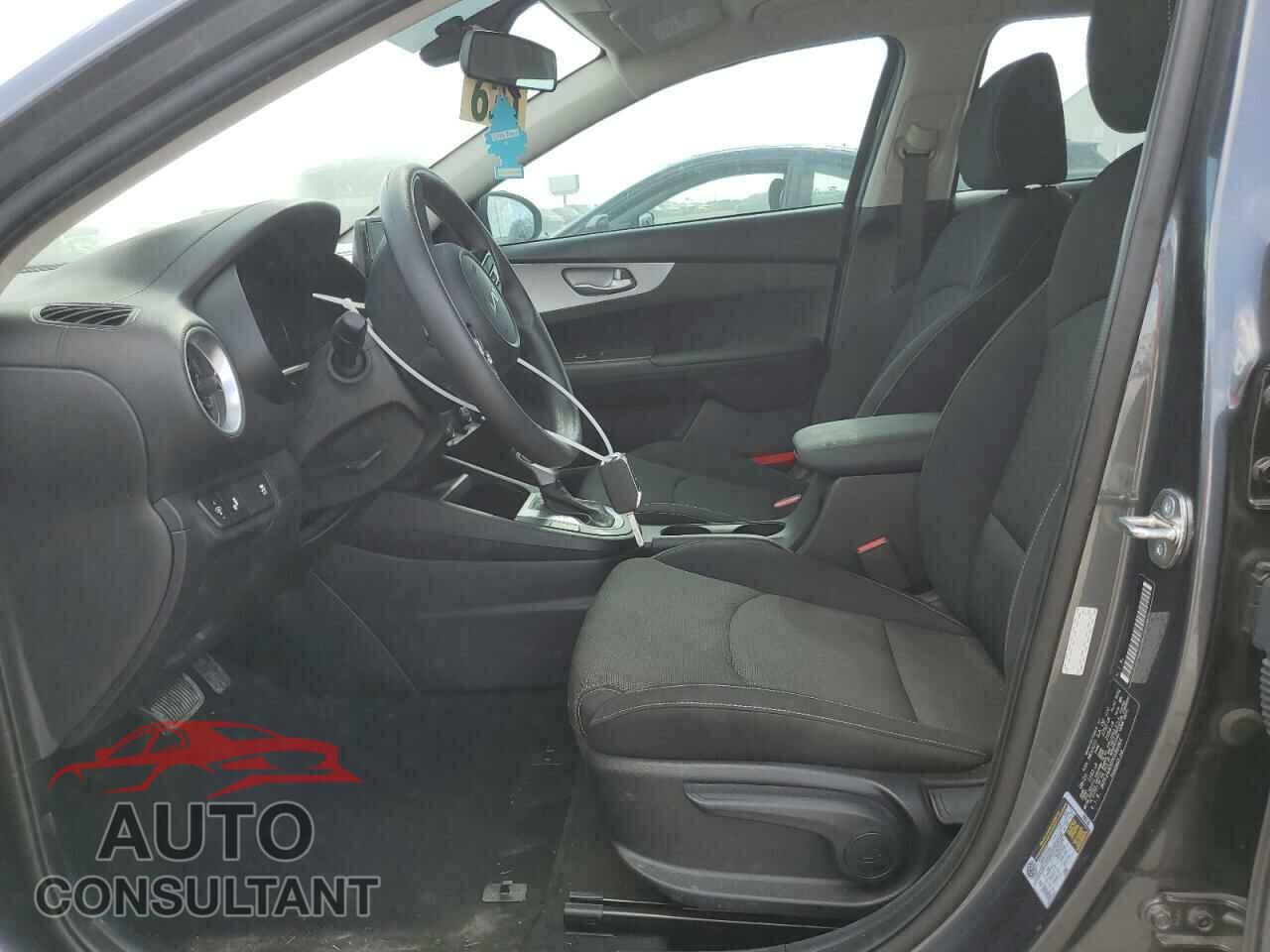 KIA FORTE 2023 - 3KPF24AD6PE686964