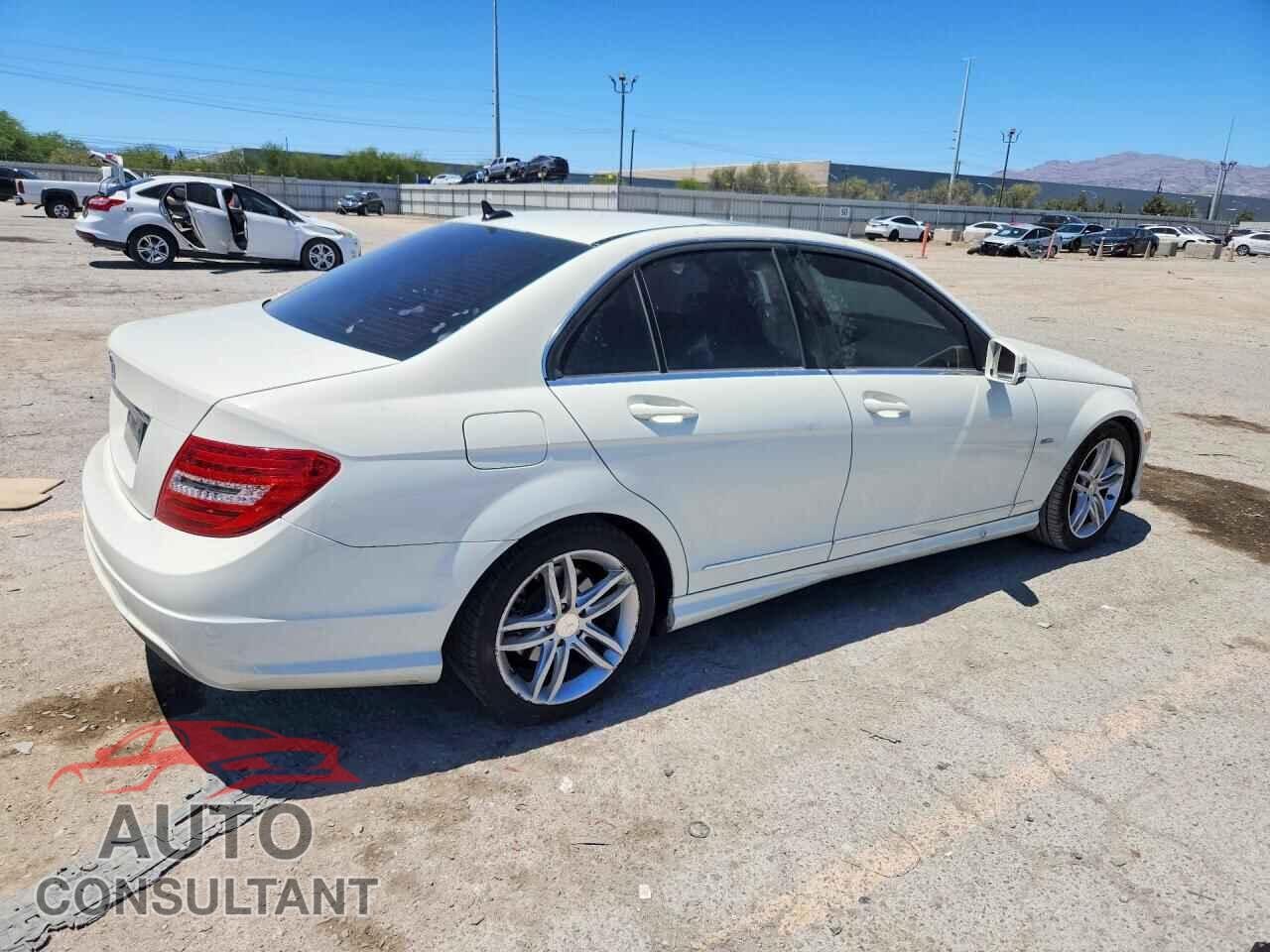 MERCEDES-BENZ C-CLASS 2012 - WDDGF4HB6CA616879
