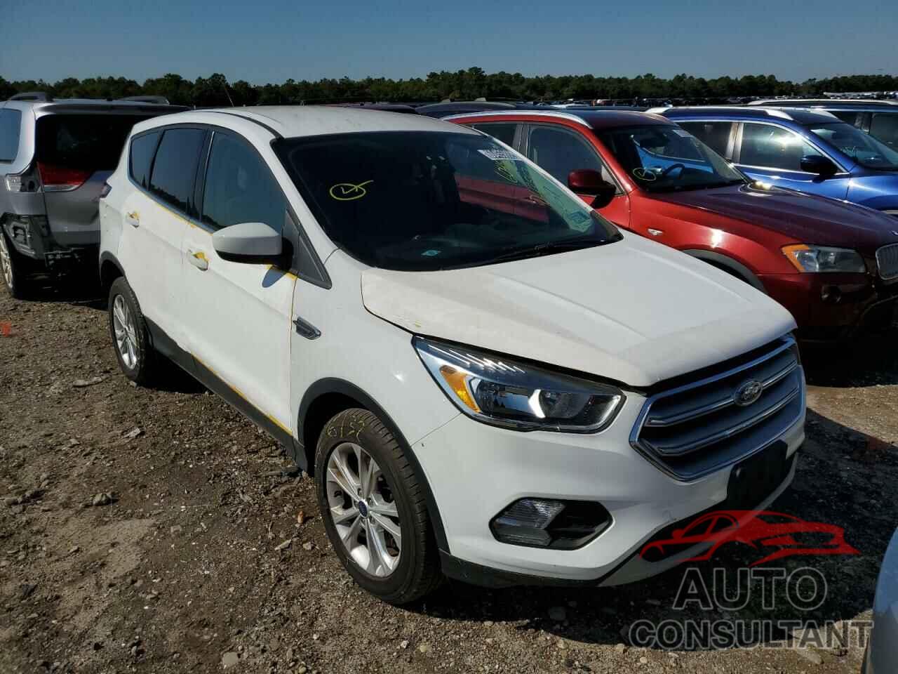FORD ESCAPE 2017 - 1FMCU9GDXHUD43557