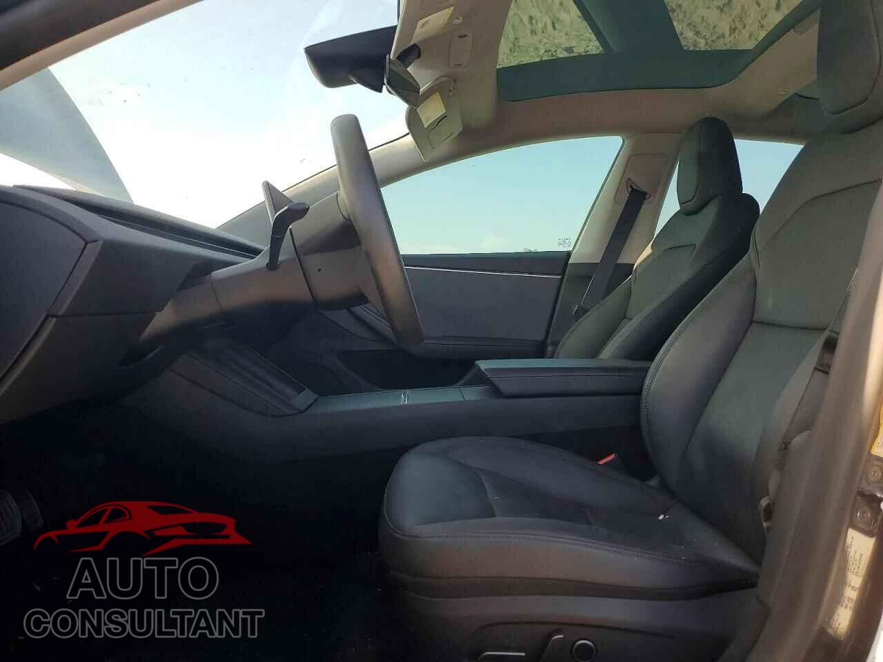 TESLA MODEL 3 2026 - 5YJ3E1EA6TF116153