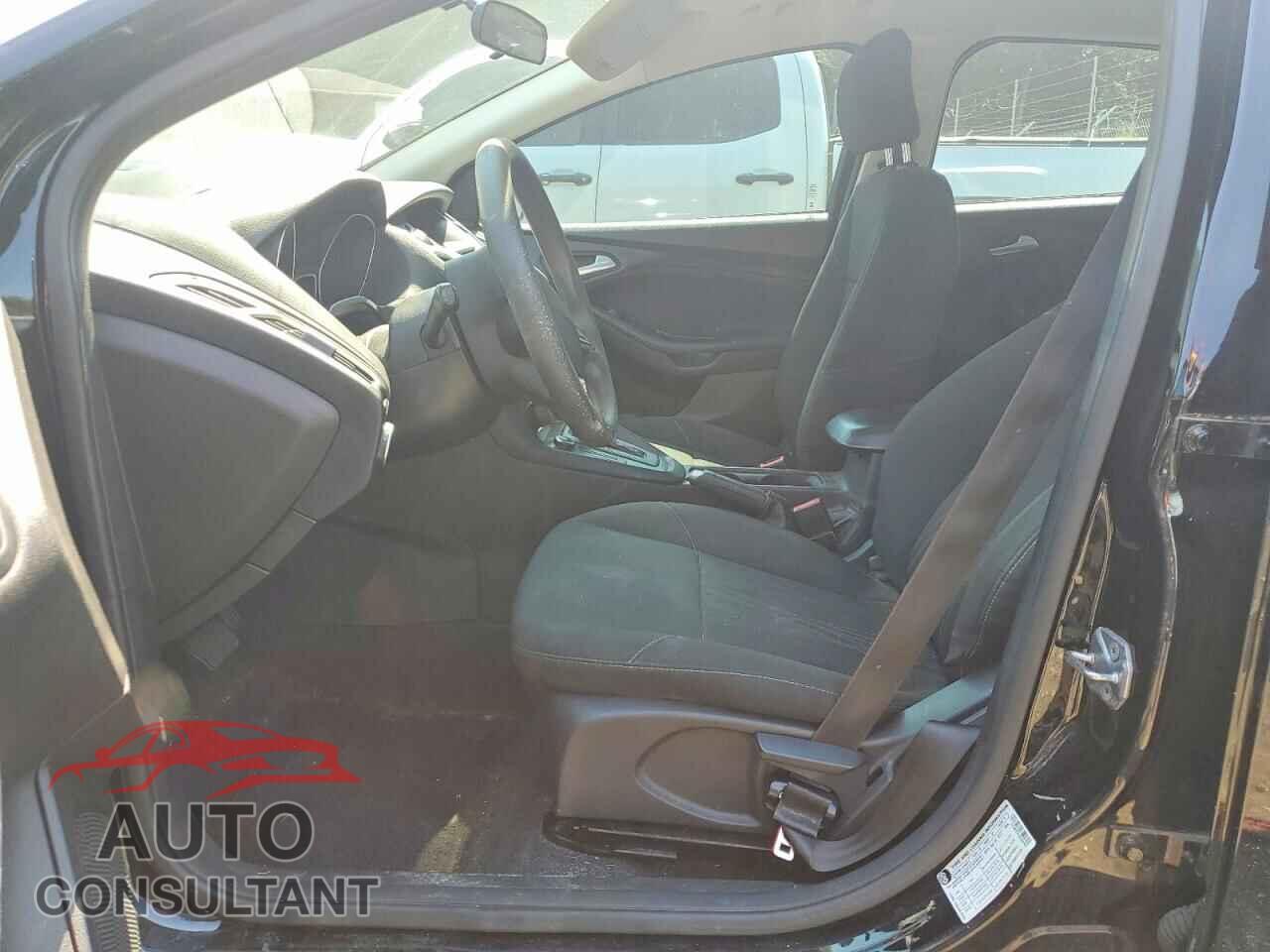 FORD FOCUS 2016 - 1FADP3F23GL288067