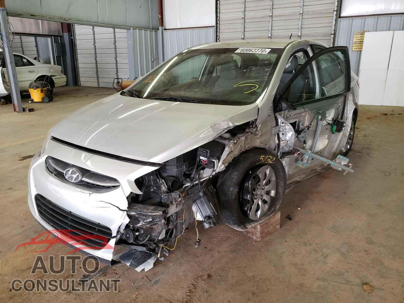 HYUNDAI ACCENT 2017 - KMHCT4AE2HU240737