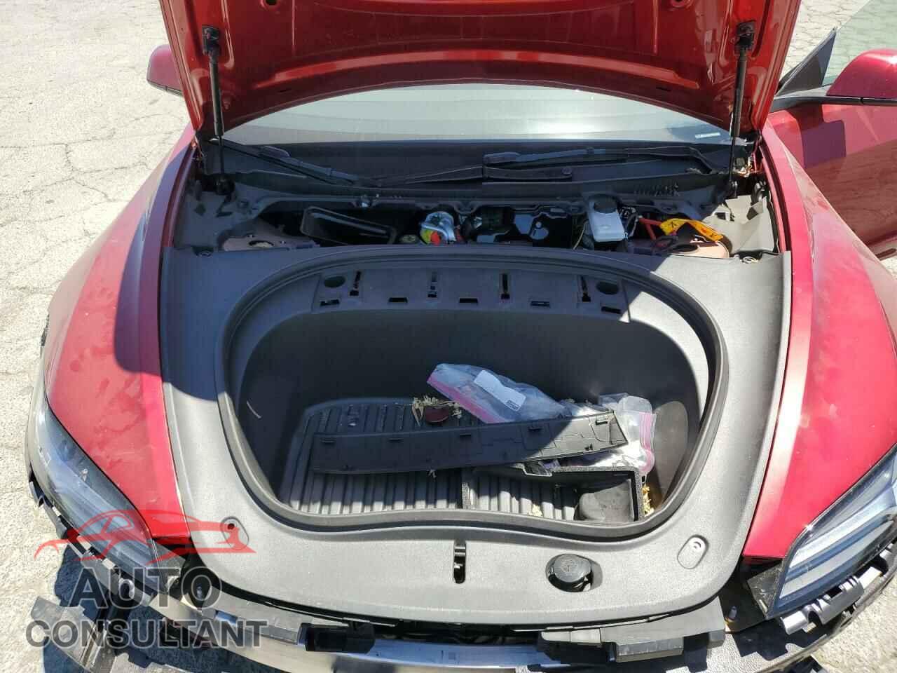 TESLA MODEL 3 2024 - 5YJ3E1EA4RF720986