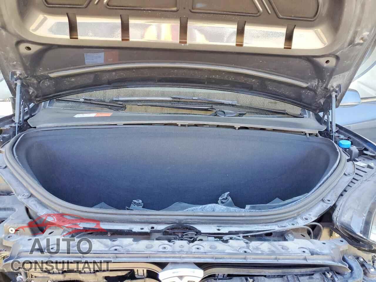 TESLA MODEL X 2017 - 5YJXCBE27HF044392