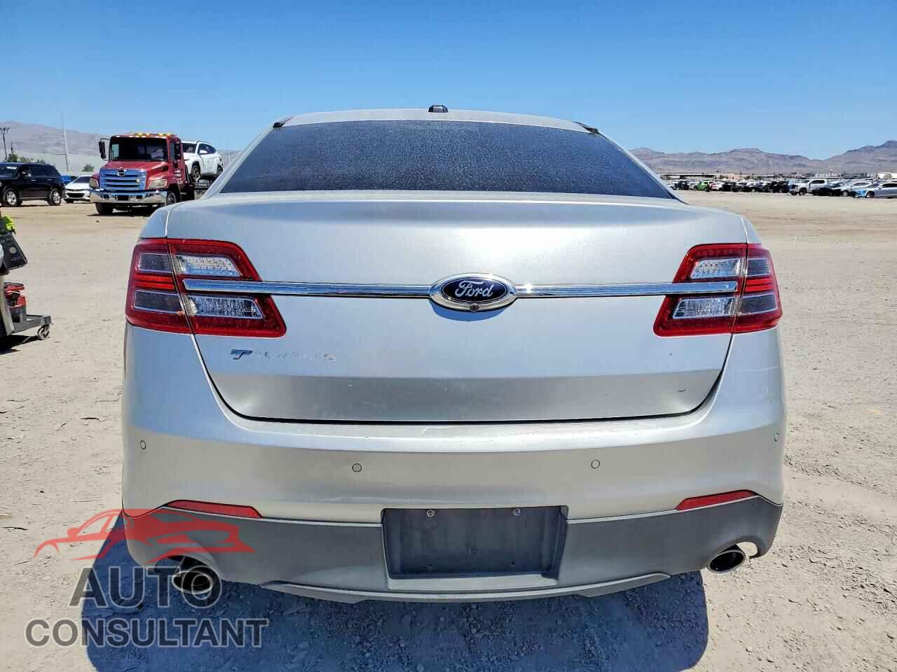 FORD TAURUS 2015 - 1FAHP2F82FG110268