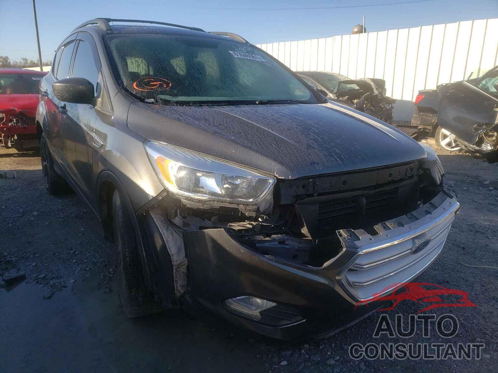 FORD ESCAPE 2018 - 1FMCU0GD0JUA11483