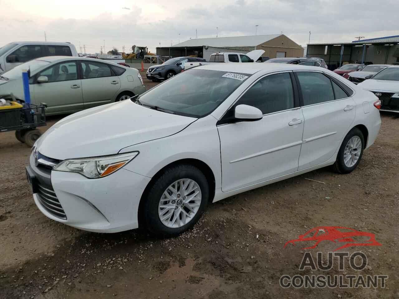 TOYOTA CAMRY 2016 - 4T4BF1FKXGR524573