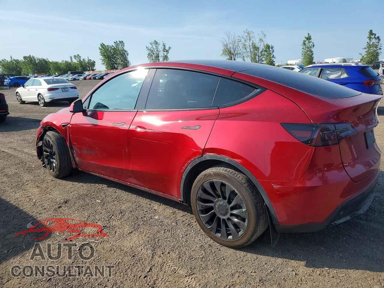 TESLA MODEL Y 2024 - 7SAYGDEE0RF019997
