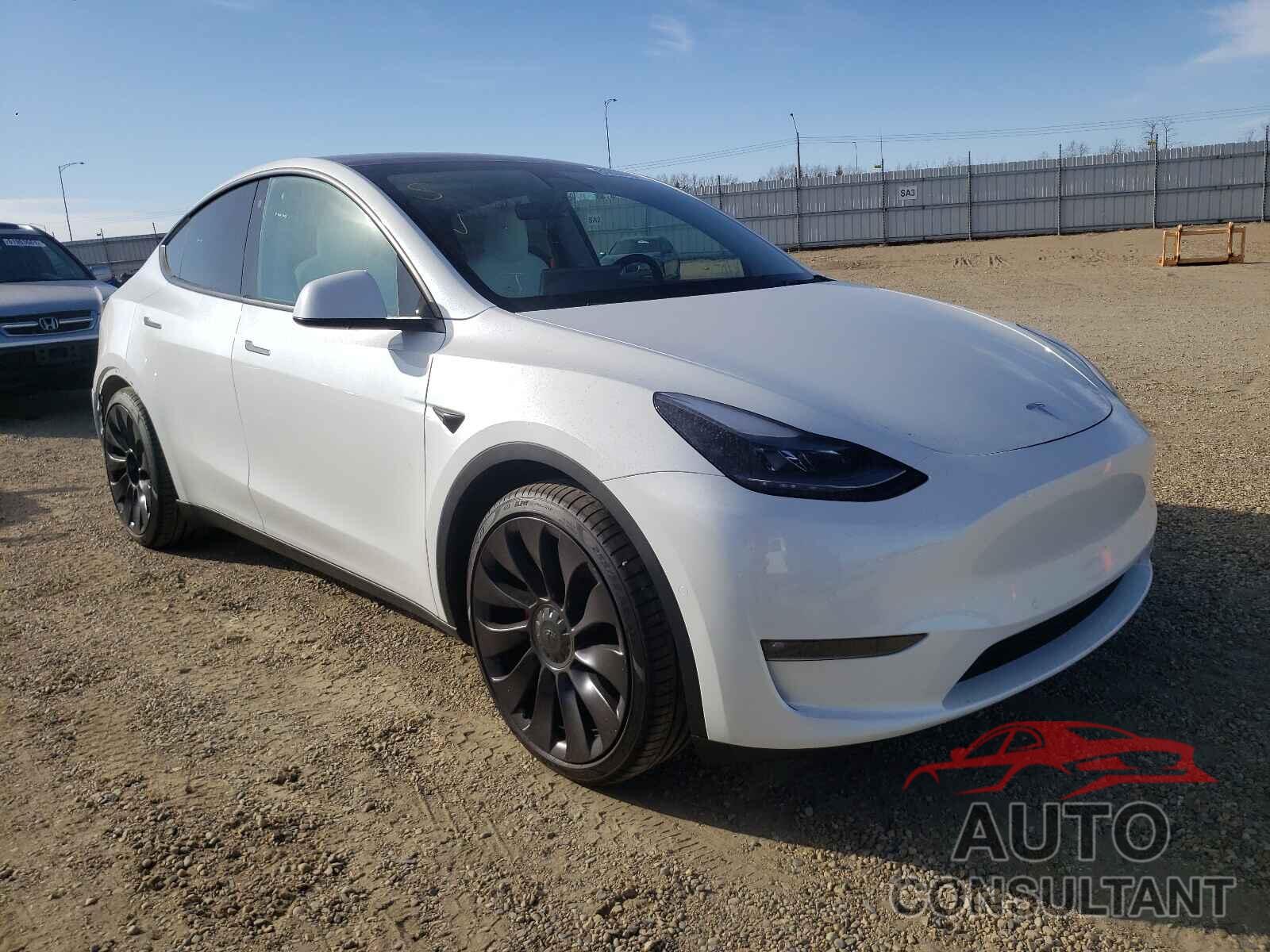 TESLA MODEL Y 2021 - 5YJYGDEF1MF264645