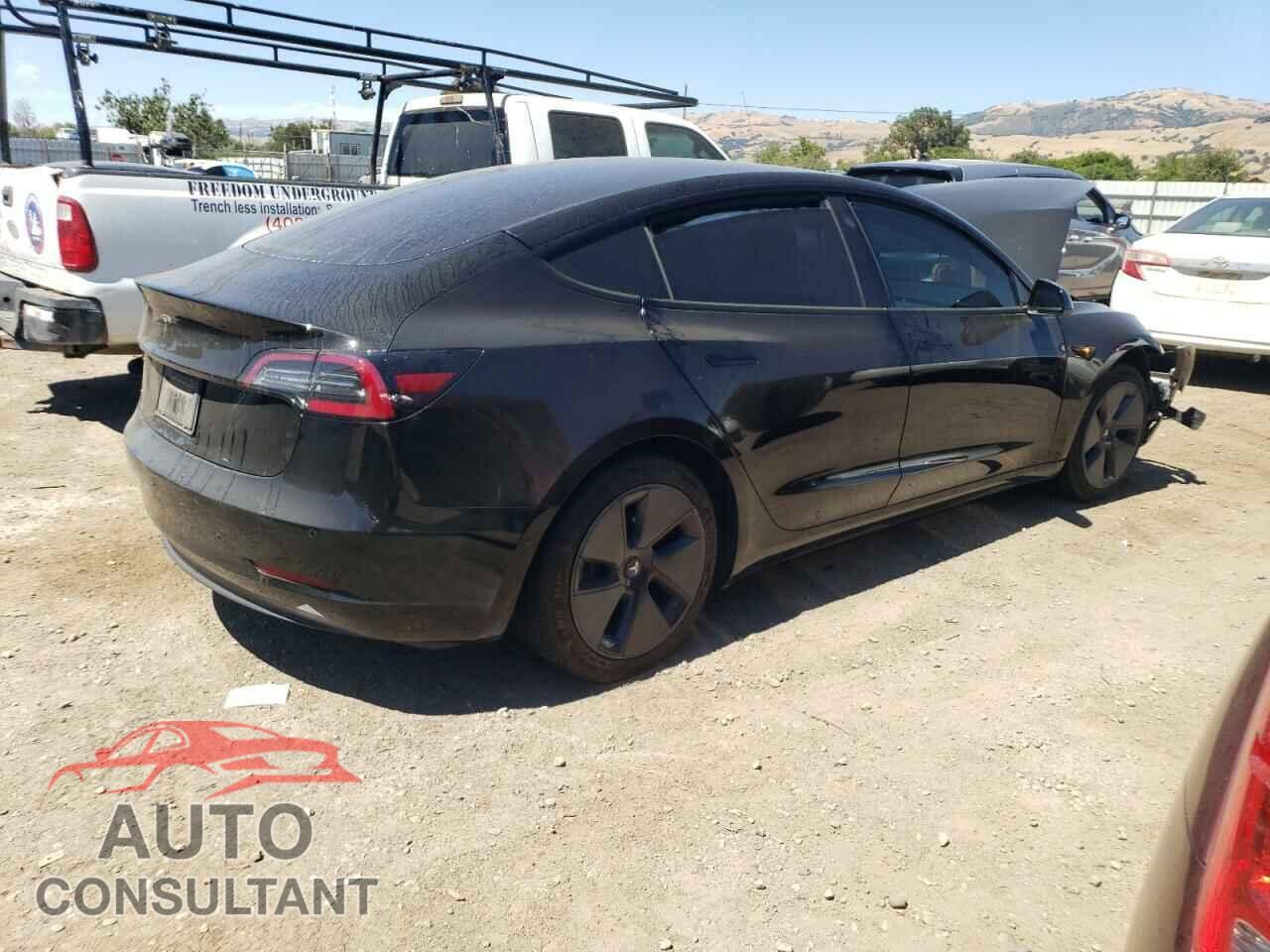 TESLA MODEL 3 2021 - 5YJ3E1EA4MF939469