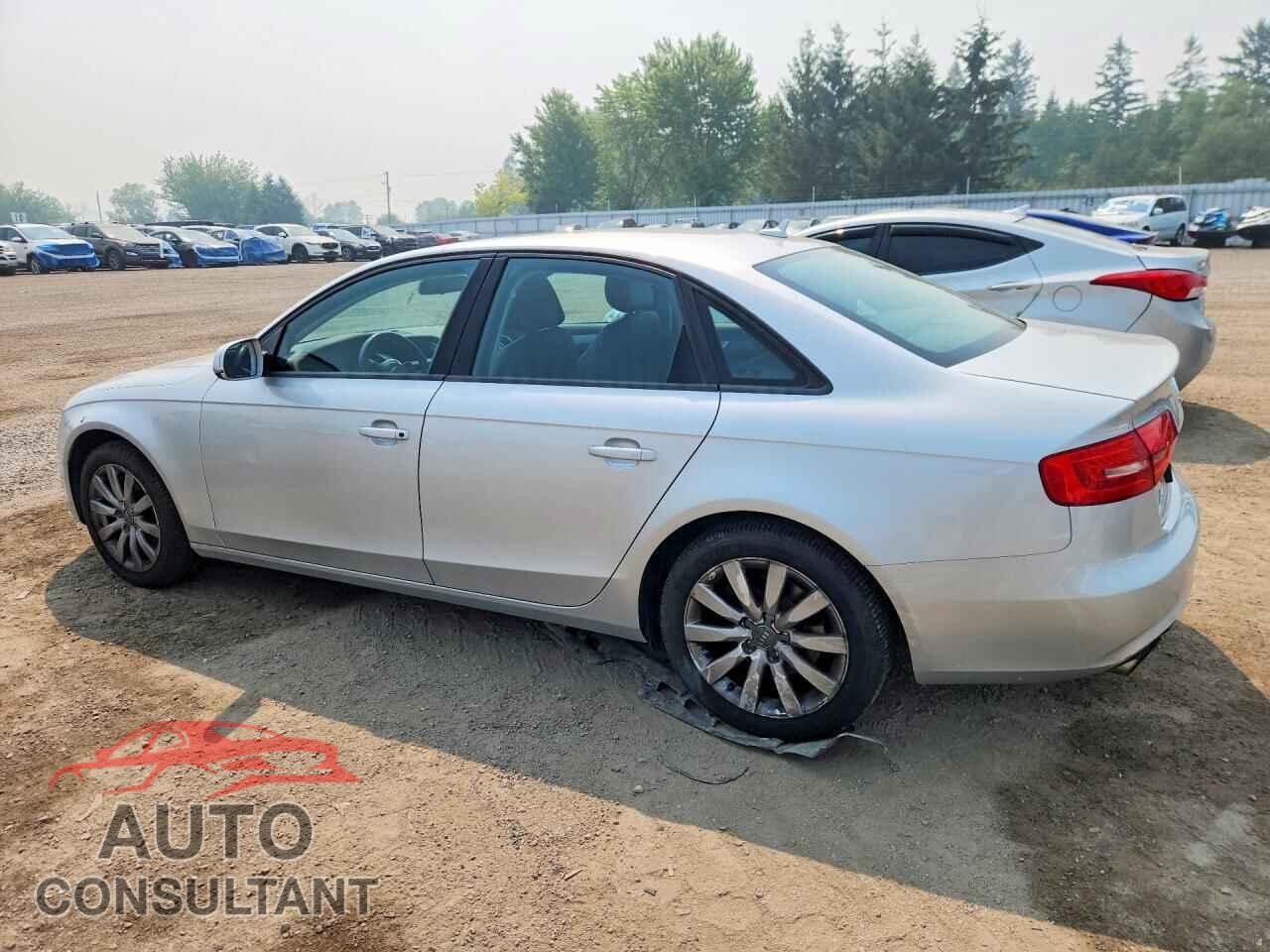 AUDI A4 2013 - WAUBFCFL1DN021097