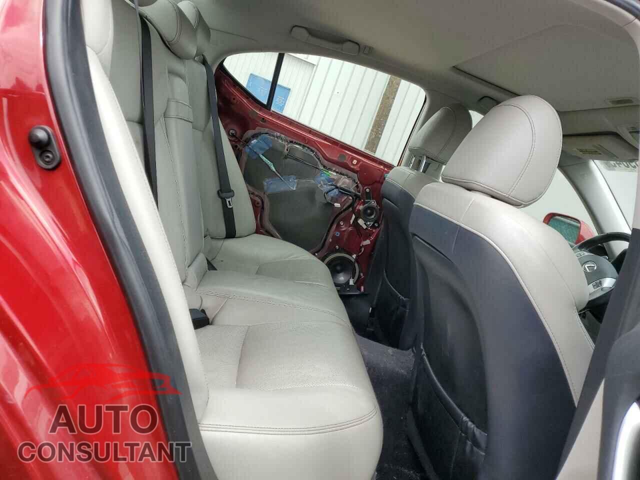 LEXUS IS 2012 - JTHCF5C21C5060140