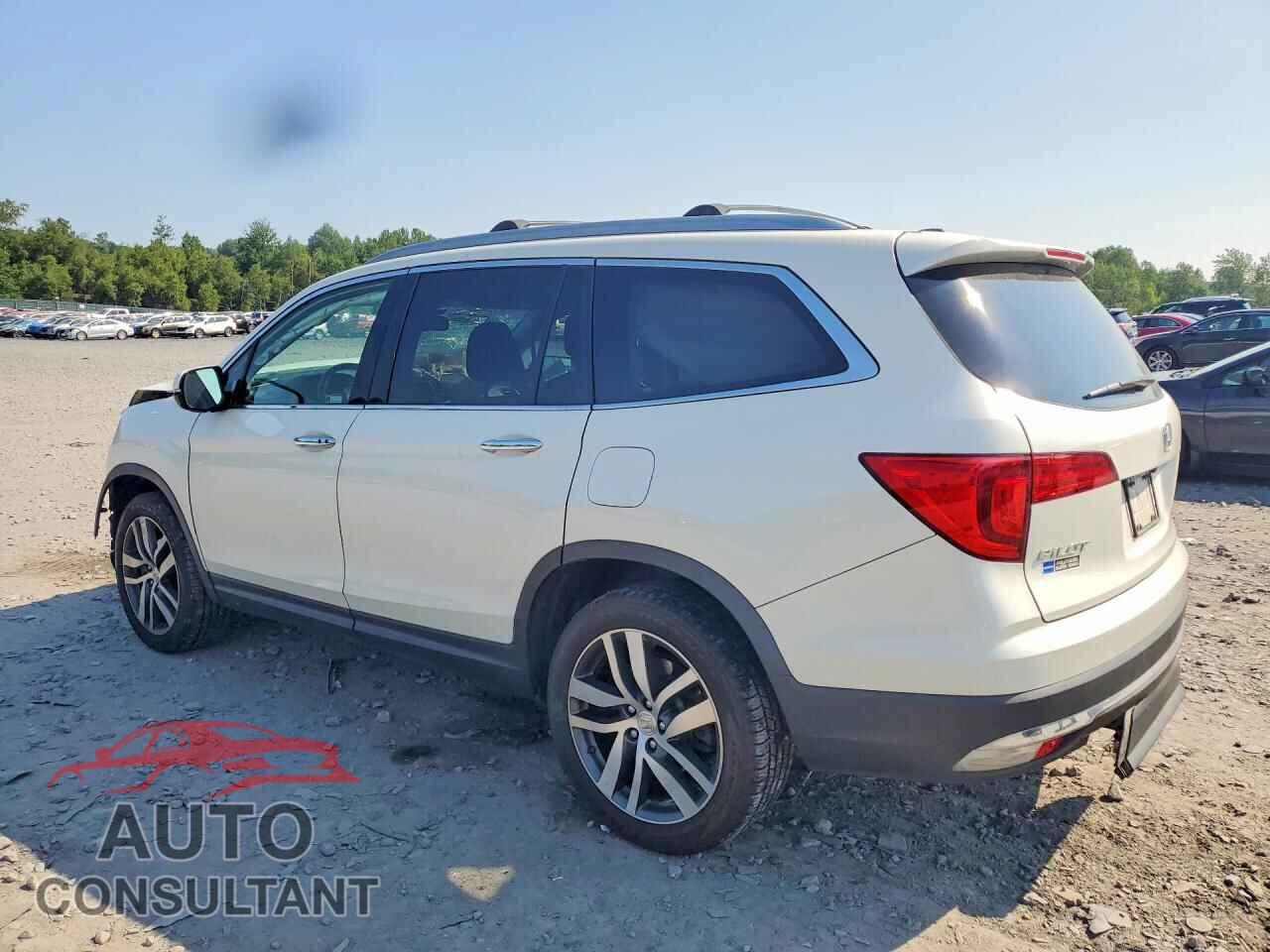 HONDA PILOT 2018 - 5FNYF6H97JB012043